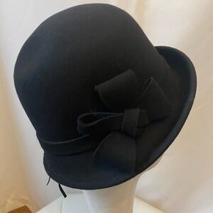 Women's Black 100% Wool Roll Brim Bowler Style Hat With Bow Detail Adjustable